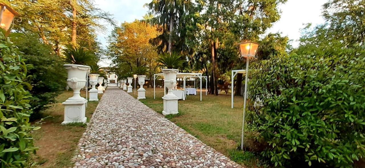 Villa Cigolotti Vivaro Bagian luar foto
